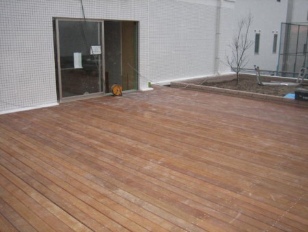 川崎市病院バルコニー